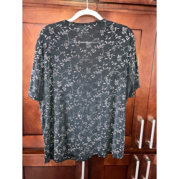 Urban Works Black & Silver Embossed Matching Blouse & Skirt Size 2X! - Picture 9 of 12